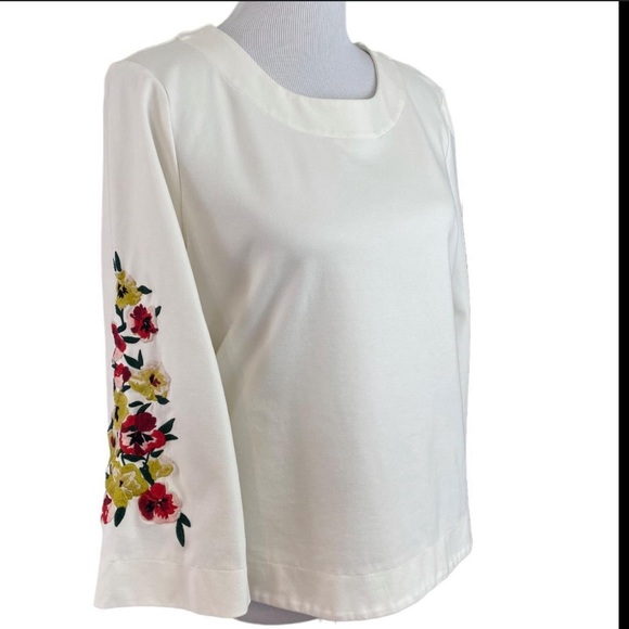 Ann Taylor Womens Cream Floral Embroidered Ponte Knit Bell Sleeve Top Petite S - Picture 3 of 6